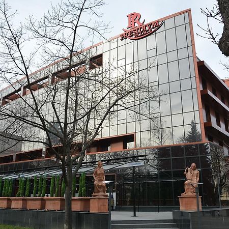 Hotel Presidivm Palace Lovetsj Eksteriør bilde